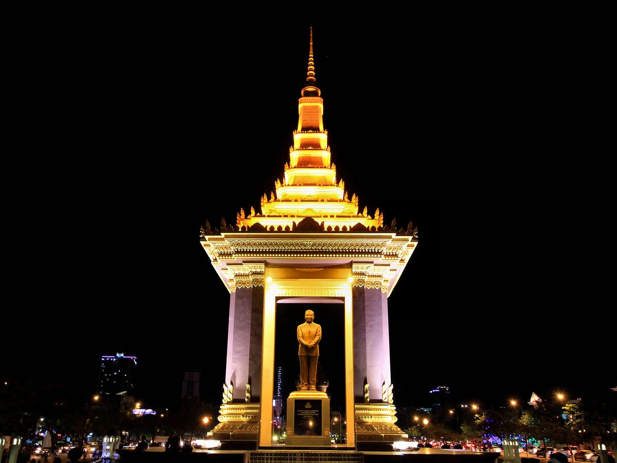 Statue of King Father Norodom Sihanouk phnom penh cambodia