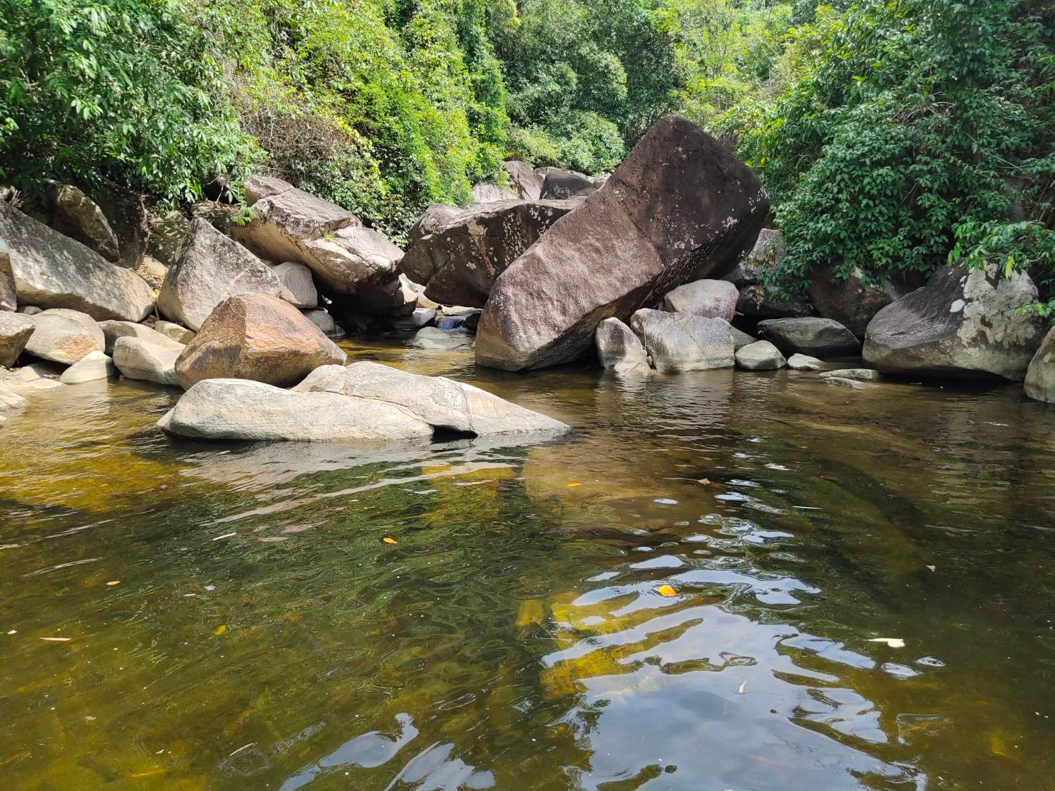 ชุมชนบ้านเขาหลัก