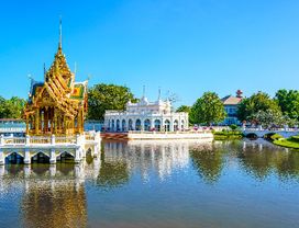 Explore the Spiritual Architecture on This Ayutthaya Temple Tour