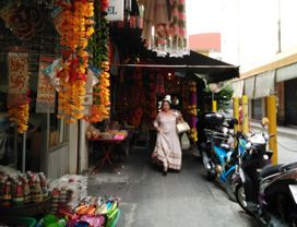 Discover Bangkok's Multicultural Markets Tour
