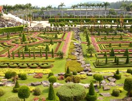 Discover the World's Tropical Garden I Dinosaur Park I Floating Market Experience I Pattaya I Day Trip from Bangkok