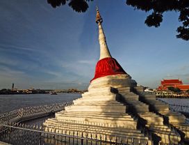 Private Boat Trip Around Koh Kret Island