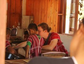 Be a Volunteer English Teacher for One Day