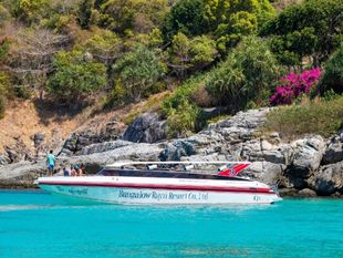 Join Tour Racha Island, Coral Island and Maithon Island by Speedboat with Round Trip Transfer from Phuket City