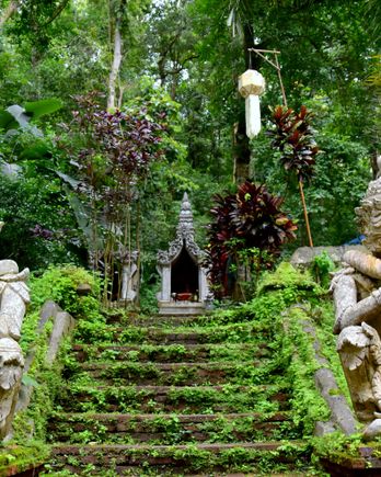Wat Pha Lat 